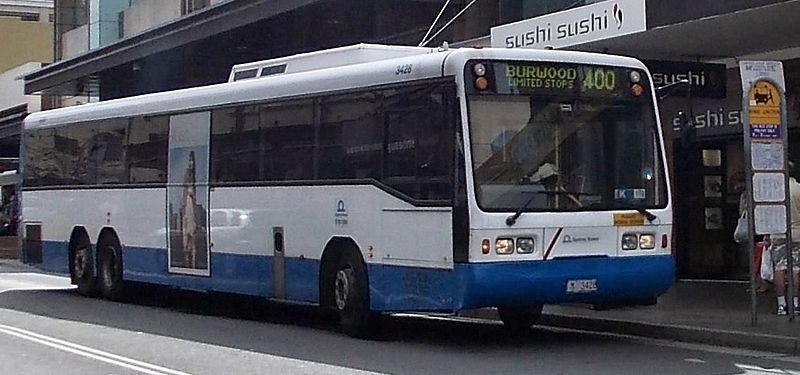 Autobús público es otra forma de ir desde el aeropuerto de Sídney al centro