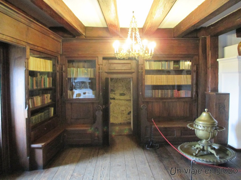 Biblioteca y pasadizo castillo de Bran