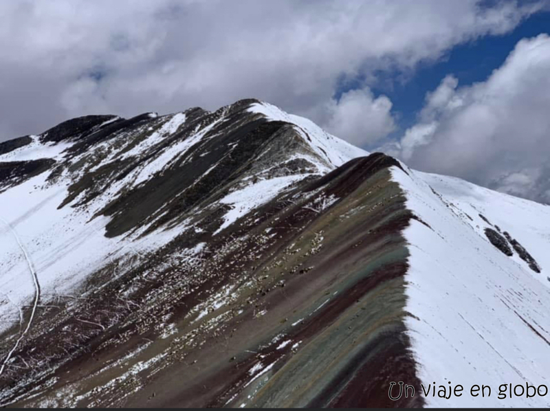 Cerro siete colores Peru