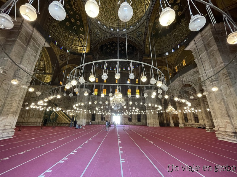 Interior Mezquita de Muhammad Alí ciudadela 
