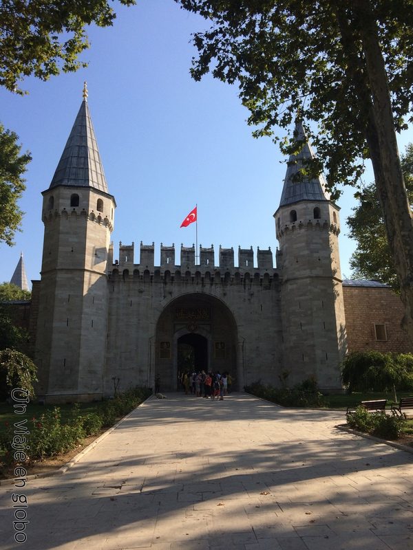 Acceso Palacio de Topkapi