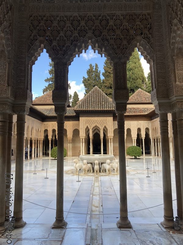 La Alhambra Granada, un imprescindible que ver en España