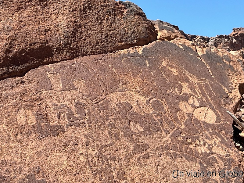 Petroglifos en twyfelfontein Namibia