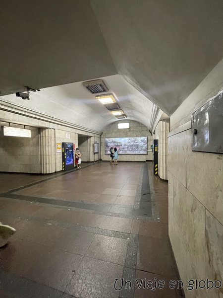 Estación de Metro Arsenalna, Kiev