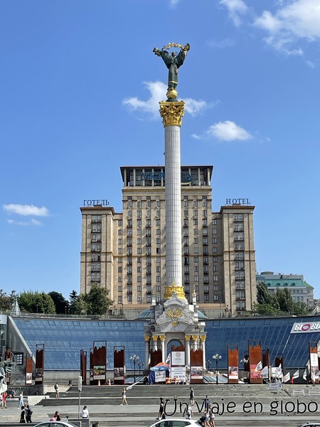 Monumento a la Independencia, Kiev