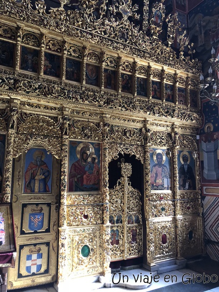 Interior Iglesia Monasterio Rila Bulgaria