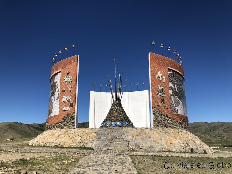 Interior Monumento a la historia de los mongoles