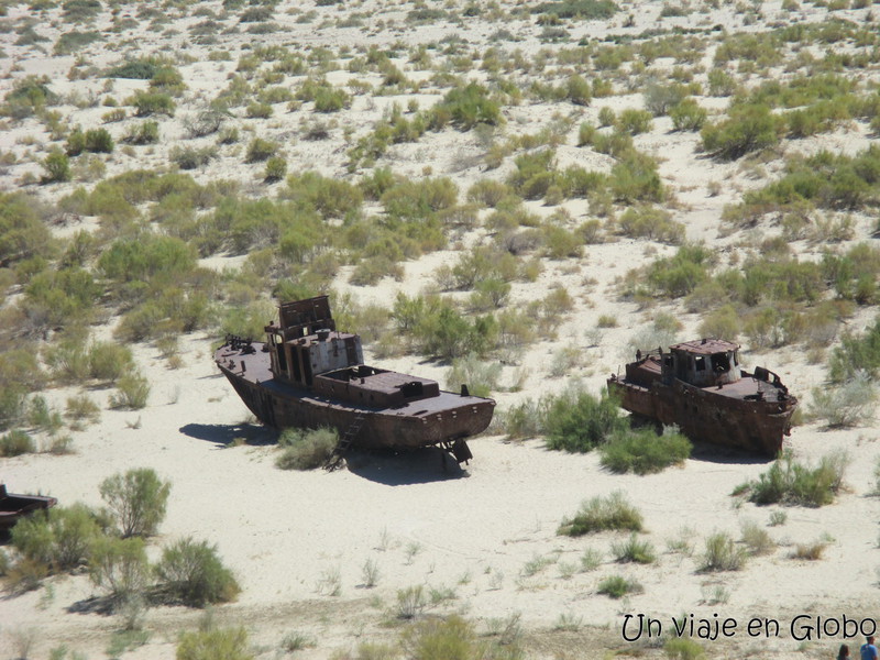 Barcos abandonados Moynaq Mar Aral