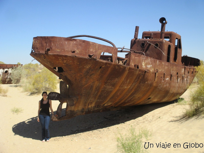 Barco Moynak Mar Aral