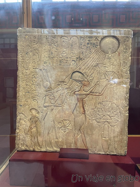 Representación de la familia de Akhenaton