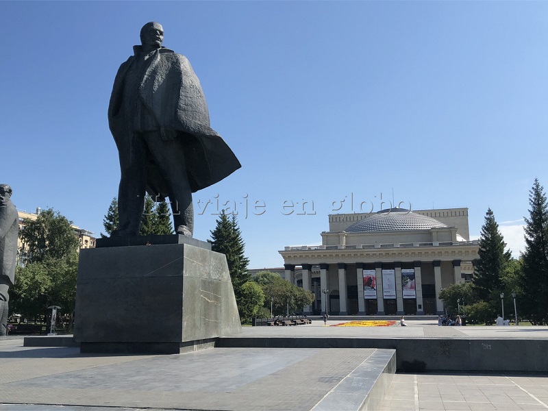 La Plaza Lenin Novosibirsk