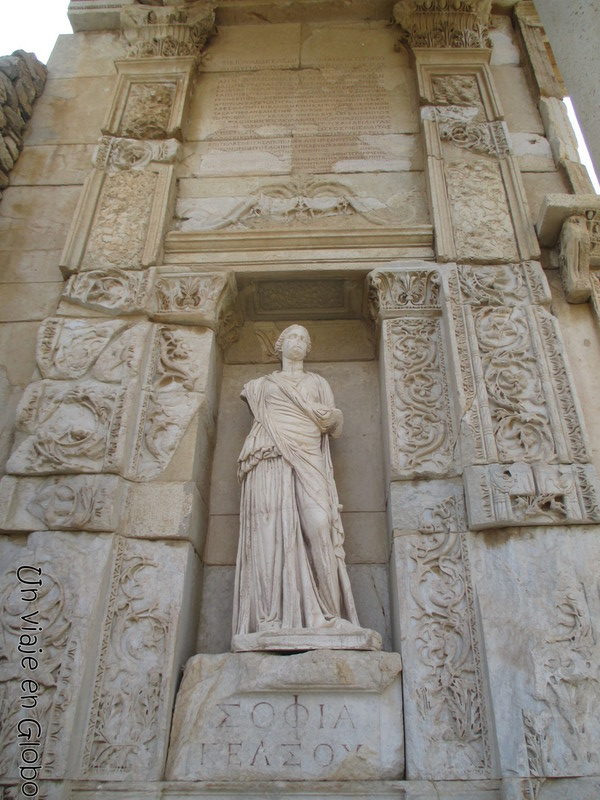 Estatua Biblioteca de Celso Efeso Turquia