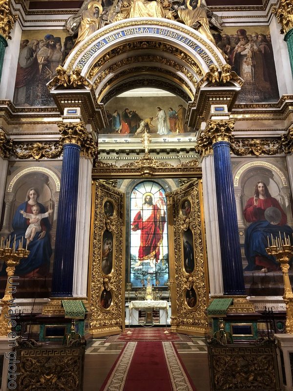 Interior Catedral de San Issac, un imprescindible que ver en San Petersburgo en 4 días.