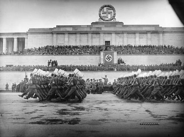 Tribuna y campo Zeppelin