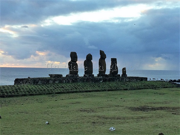 complejo ceremonial de Tahai - Ahu Vai Ur - Isla de Pascua