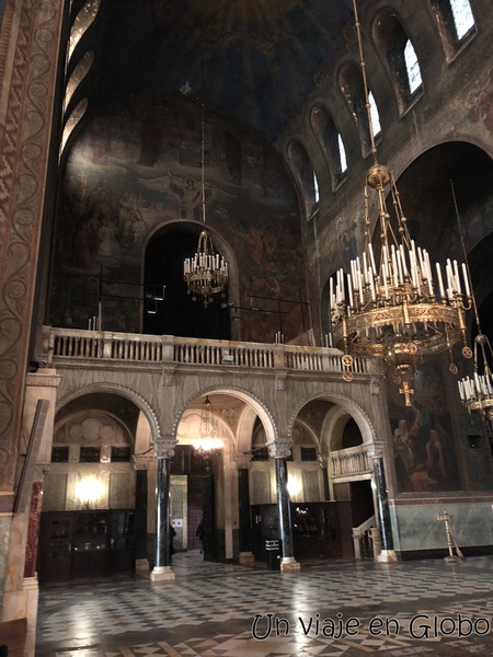 Interior catedral de Alexander Nevsky